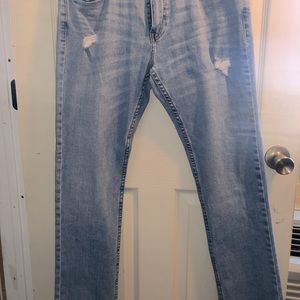 Mens jeans. Barely worn
